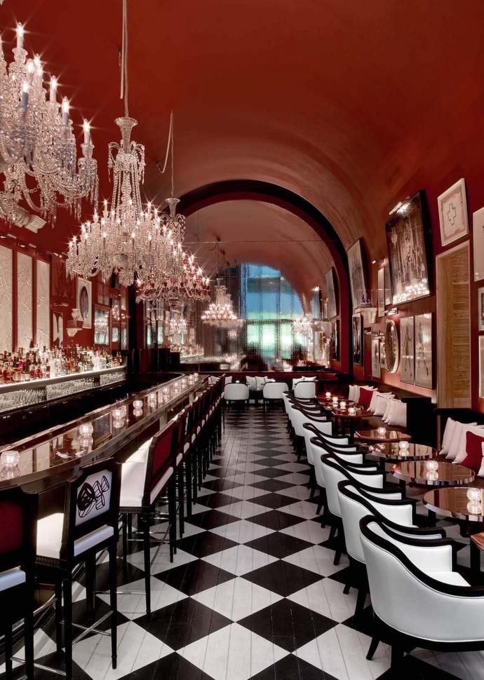 Baccarat Hotel: Exquisite Luxury Hotel in NYC